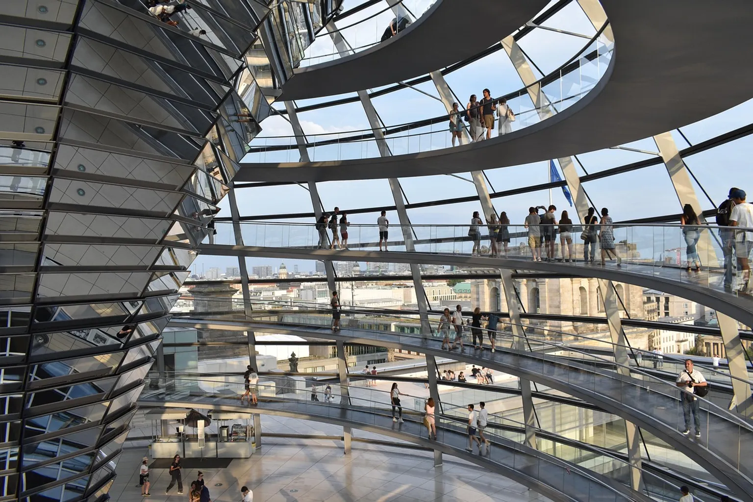 Palais du Reichstag : les étapes clés pour réserver votre visite