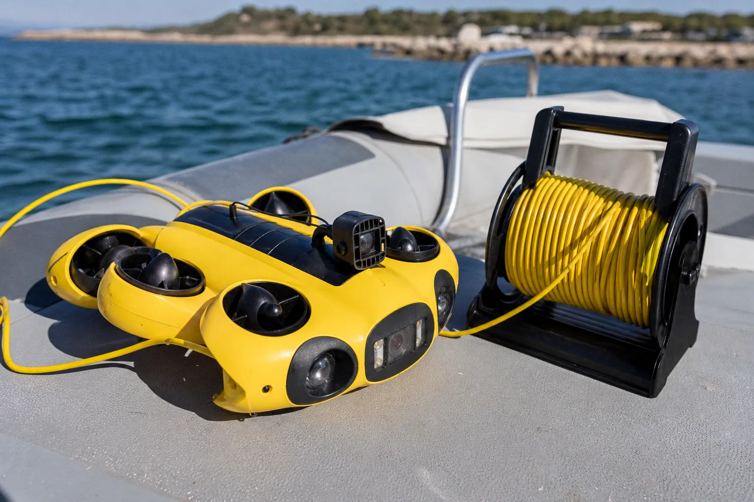 Sausset-les-Pins : le club de voile innove avec des équipements d'observation sous-marine