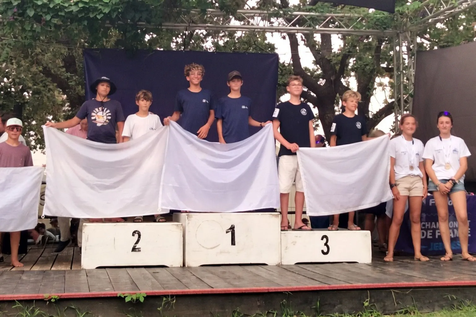 Voile : deux jeunes navigateurs de Charente-Maritime médaillés de bronze au championnat national